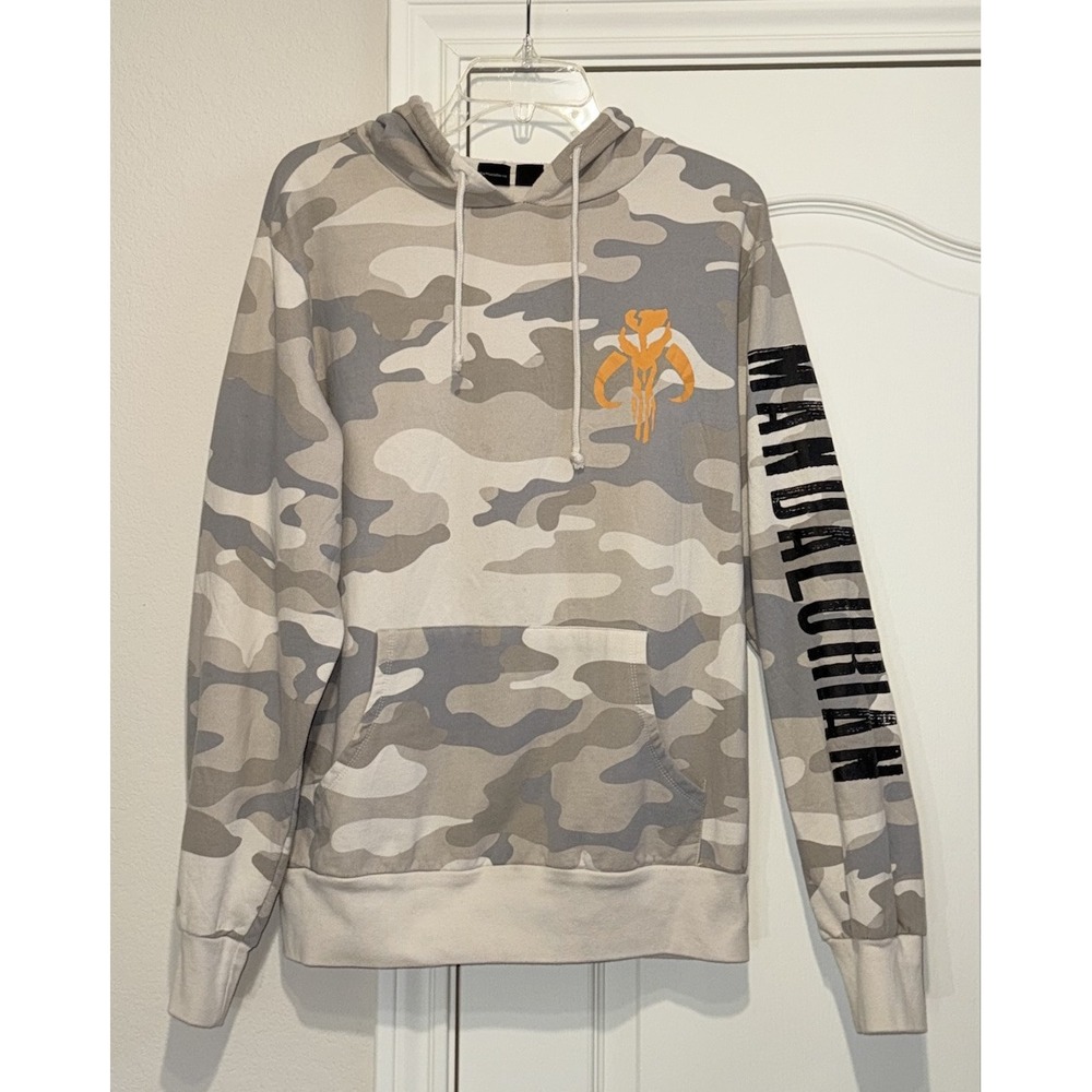 Star Wars Disney The Mandalorian Bounty Hunter‎ Mens Size Small Hoodie Camo